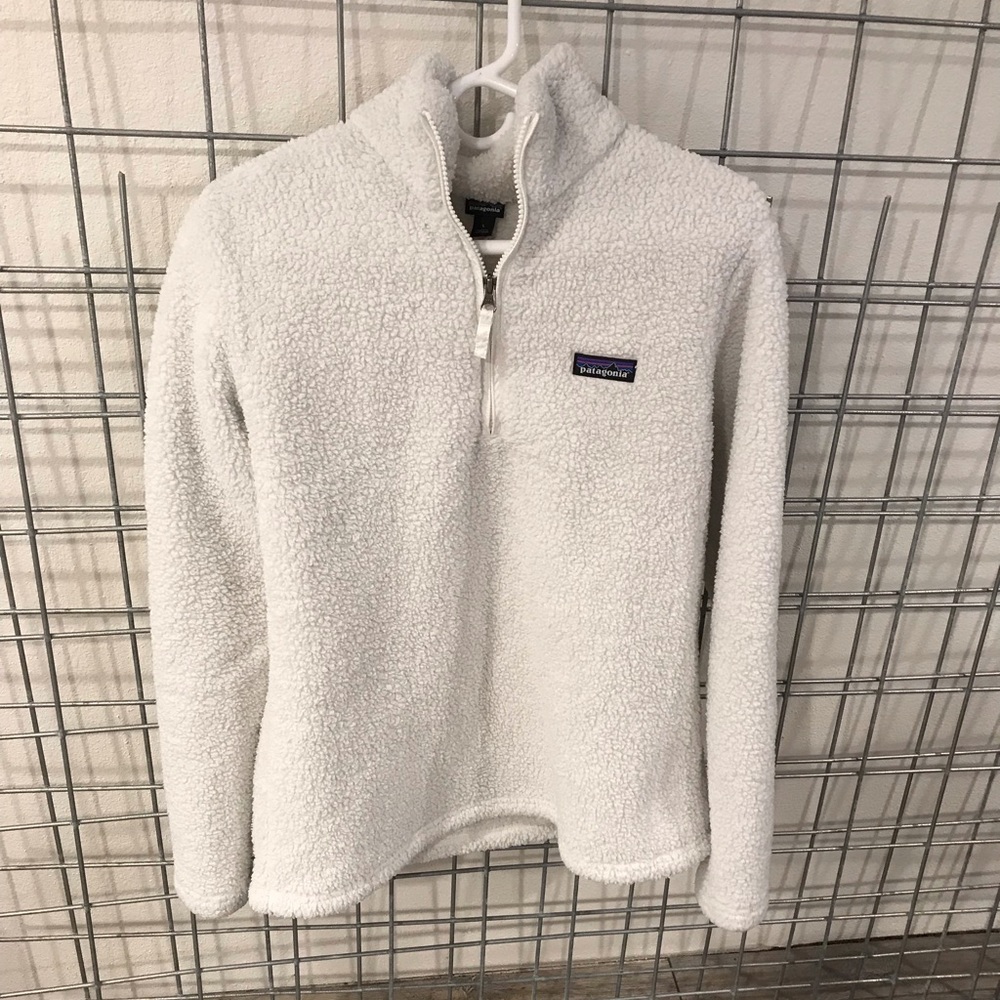 COPY - Patagonia white long sleeve fleece